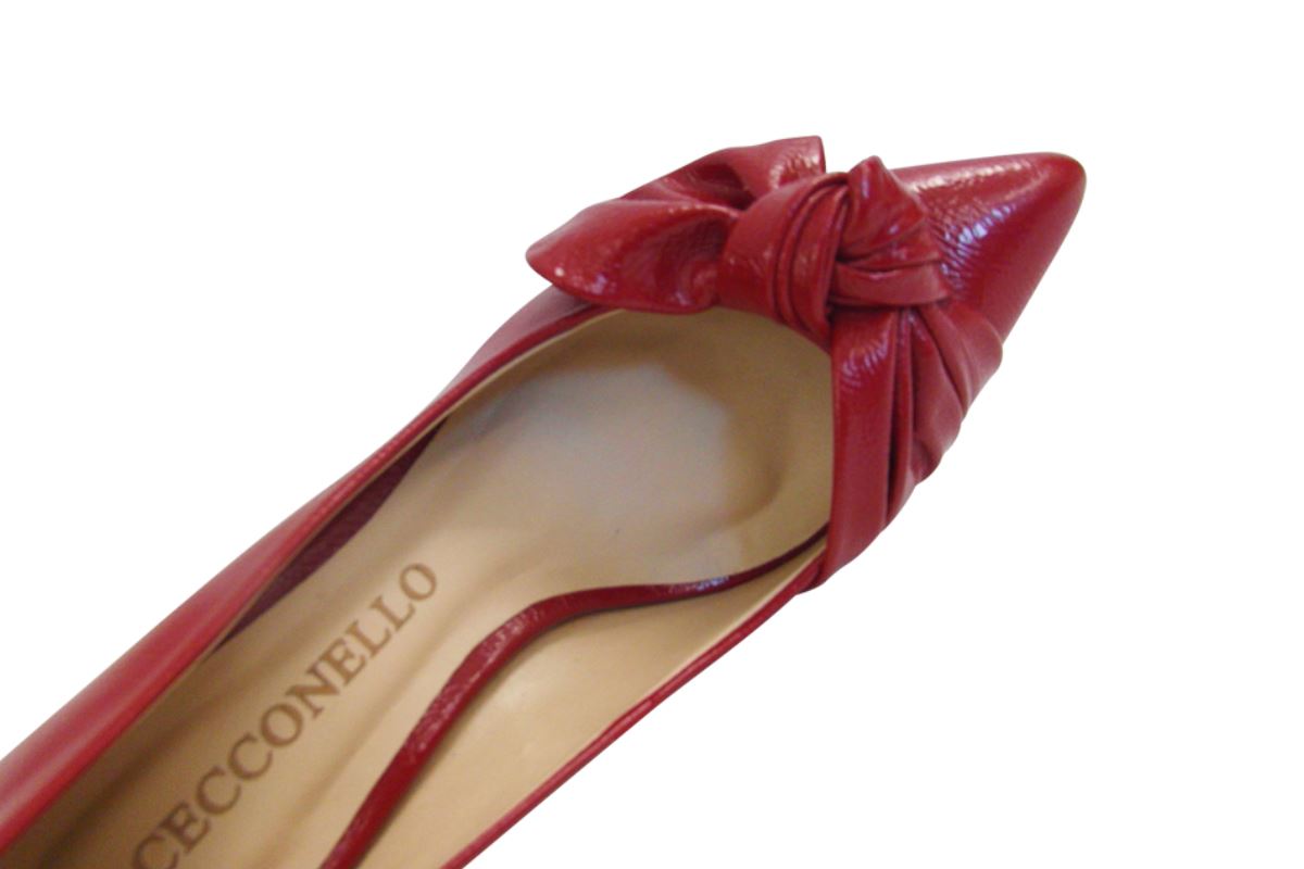 https://bo.fuzao.com.pt/FileUploads/Produtos/fuzao_cecconello_sapato-alto-_cc89015_vermelho_04.jpg