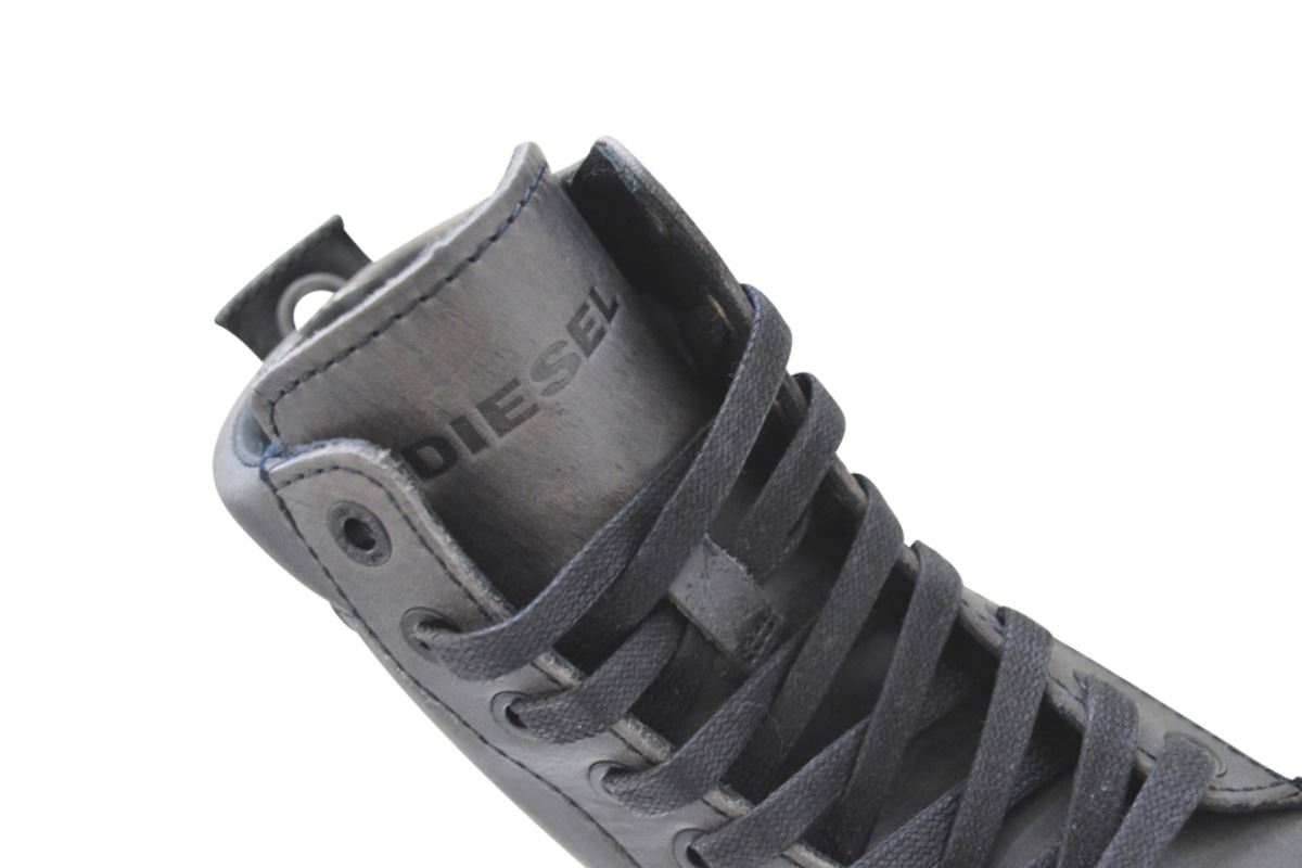 https://bo.fuzao.com.pt/FileUploads/Produtos/fuzao_diesel_botas-h_dy02012_preto_02.jpg