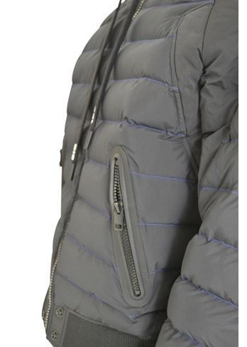 https://bo.fuzao.com.pt/FileUploads/Produtos/fuzao_diesel_casaco-capuz_d00sw5t_preto_03_thumb.jpg