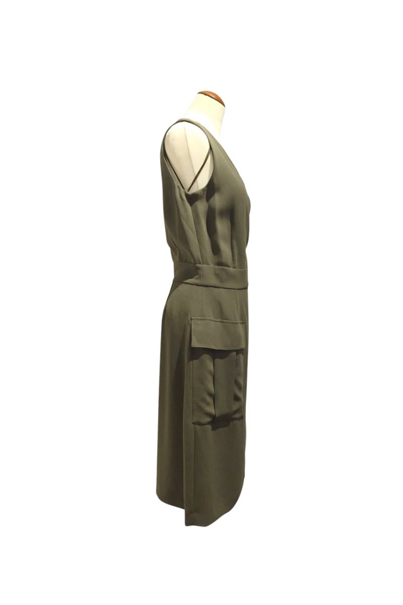 https://bo.fuzao.com.pt/FileUploads/Produtos/fuzao_ralp-lauren_vestido-safari_rllspr1_verde_02.jpg