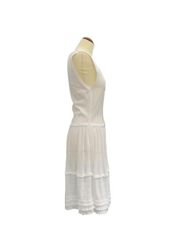 https://bo.fuzao.com.pt/FileUploads/Produtos/fuzao_red-valentino_vestido-branco-de-malha_amaz848_05_thumb.jpg