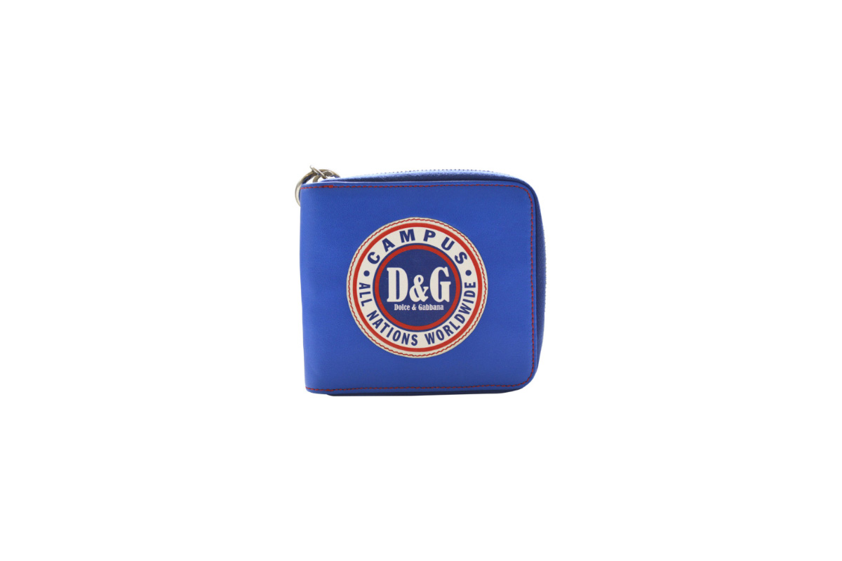 https://bo.fuzao.com.pt/FileUploads/produtos/homem/acessorios/porta-moedas/fuzao_dg_carteira-homem-azul_gch0007_01.jpg