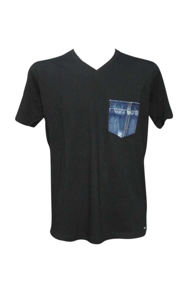 https://bo.fuzao.com.pt/FileUploads/produtos/homem/vestuario/tshirts/fuzao_diesel_t-shirt-preta-bolso-ganga_d00sk8q_01.jpg