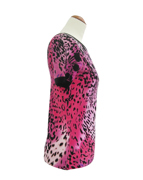 https://bo.fuzao.com.pt/FileUploads/produtos/senhora/vestuario/blusas/fuzao_blue-marine_t-shirt-animal-print-rosa-e-preto_000402s_03_thumb.jpg