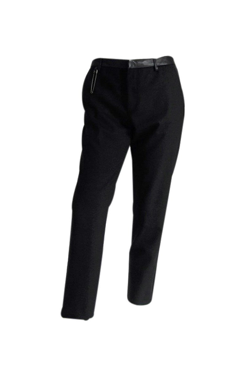 https://bo.fuzao.com.pt/FileUploads/produtos/senhora/vestuario/calcas/fuzao_diesel_calcas-mulher_d00slow_03_rrotiypu.jpg