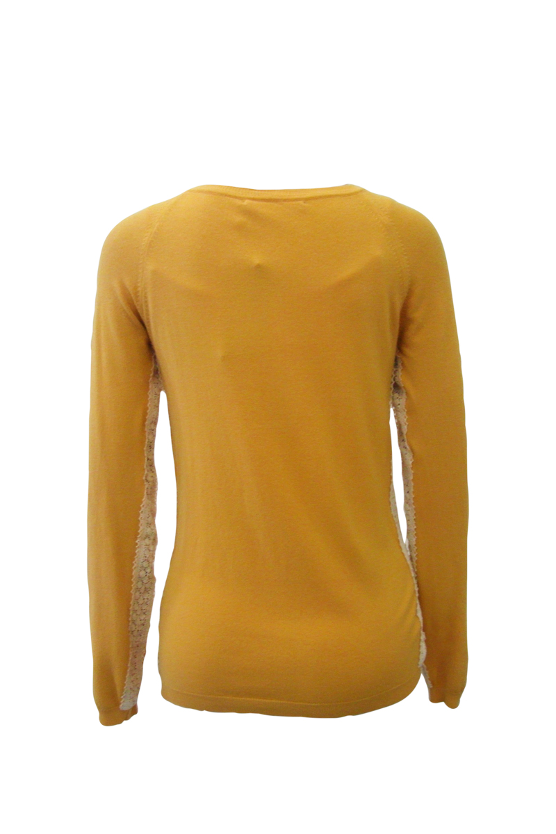 https://bo.fuzao.com.pt/FileUploads/produtos/senhora/vestuario/camisolas-e-casacos-de-malha/fuzao_c117_casaco-malha_c05206e_amarelo_02.jpg