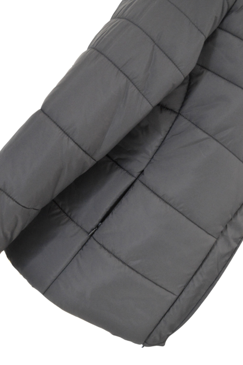 https://bo.fuzao.com.pt/FileUploads/produtos/senhora/vestuario/casacos/fuzao_kaos_casaco_kaat002_preto_02.jpg
