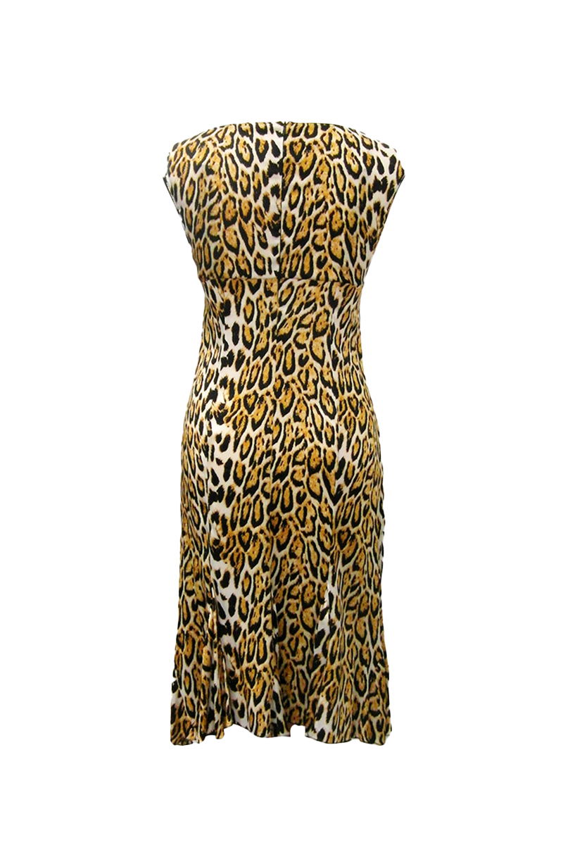 https://bo.fuzao.com.pt/FileUploads/produtos/senhora/vestuario/casacos/fuzao_rocco-barocco_vestido_adl7006_leopardo_02.jpg